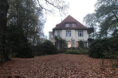 Haus im Herbst